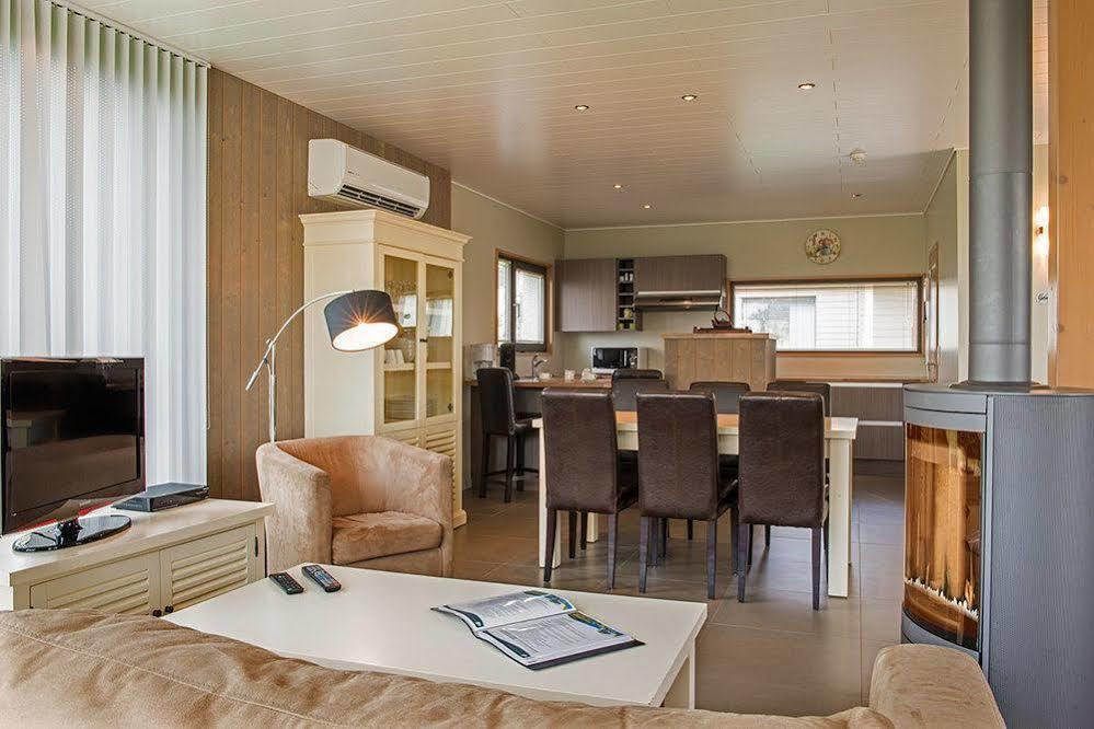 Golden Lakes Village Ardennes Boussu-lez-Walcourt Экстерьер фото